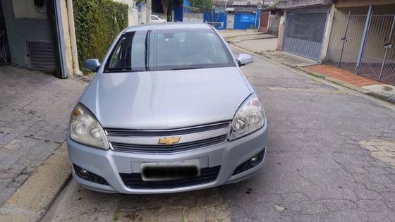 CHEVROLET VECTRA 2.0 MPFI ELEGANCE 8V FLEX 4P MANUAL